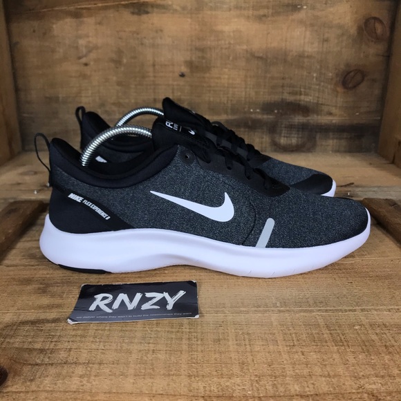Nike Shoes - NEW Nike Flex Experience 8